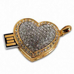 Promosyon Kalp Şeklinde Taşlı USB Bellek